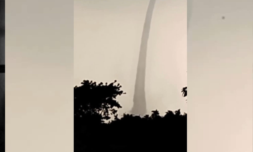 কুষ্টিয়ায় পদ্মা নদীতে টর্নেডো