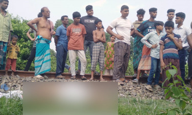 মধুখালীতে ট্রেনের ধাক্কায় পুরোহিতের মৃত্যু