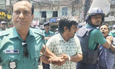 চট্টগ্রামে ব্যাটারিচালিত রিকশা-ভ্যান সংগ্রাম পরিষদের কর্মসূচি পণ্ড, গ্রেপ্তার ৩