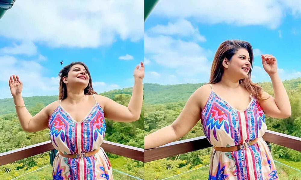 ভাইরাল ছবিগুলো কি শবনম ফারিয়ার?
