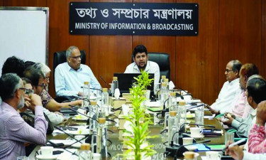 সাংবাদিকতার দায়িত্ব ও নৈতিকতা বিষয়ে আইন হওয়া প্রয়োজন : তথ্য উপদেষ্টা