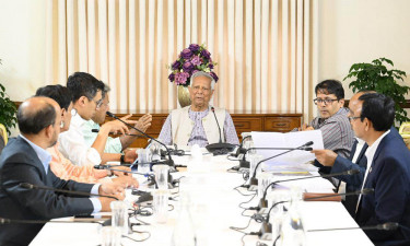 চট্টগ্রাম বন্দরের সক্ষমতা বাড়ানোর উদ্যোগ ত্বরান্বিত করার নির্দেশ প্রধান উপদেষ্টার