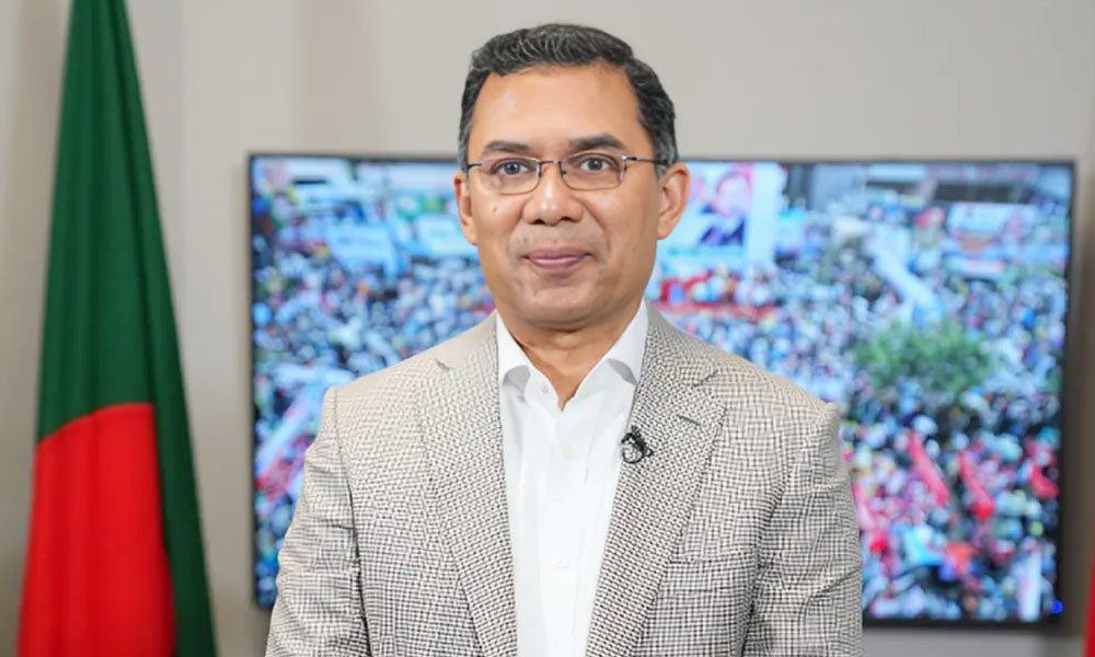 Yalangoch nozik qiz ozgin