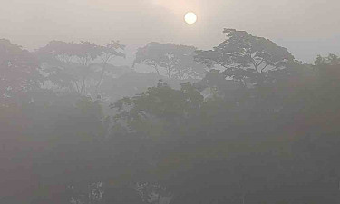 উপকূলে রাতে শীত সকালে ঘনকুয়াশা