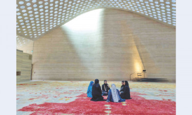 কাতারে নারীদের হাদিস শেখার বিশেষ আয়োজন