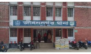 ট্রাকের ধাক্কায় ইজিবাইকের এক যাত্রী নিহত, আহত ৪