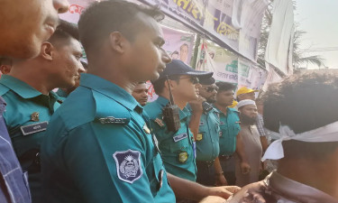নিরাপত্তার চাদরে ঢাকা তারুণ্যের সমাবেশস্থল, সতর্ক পুলিশ