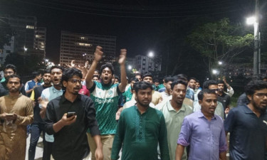 আ. লীগ নিষিদ্ধের দাবিতে পাবিপ্রবি শিক্ষার্থীদের বিক্ষোভ