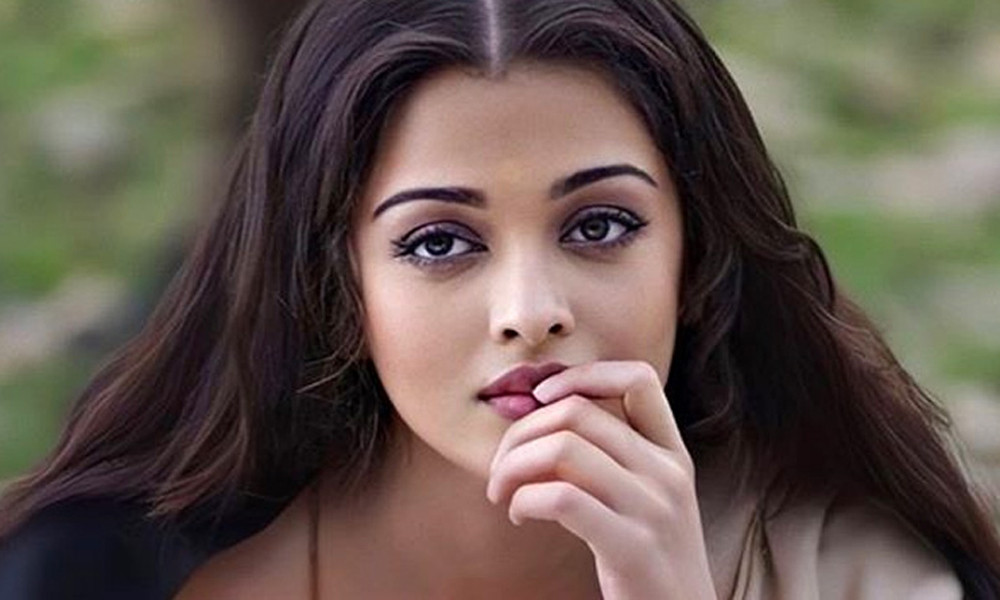 এক রাতে ১০ কোটি টাকা নিয়েছিলেন ঐশ্বরিয়া!
