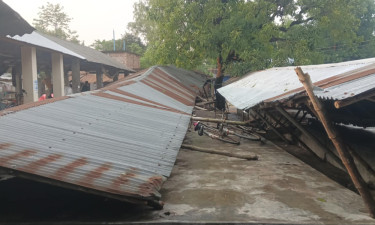 নওগাঁয় হঠাৎ কালবৈশাখীর তাণ্ডব, যুবক নিহত