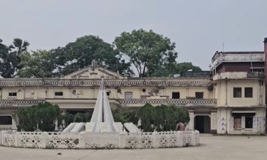 ধসে পড়ছে সাবেক এমপি বাহারের বাহারি সাম্রাজ্য (ভিডিওসহ)