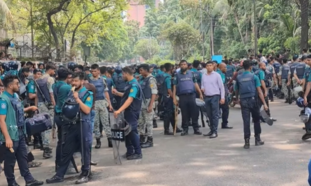 হল দিতে না পারলে বিশ্ববিদ্যালয় কেন করেছে—প্রশ্ন জবি শিক্ষার্থীর