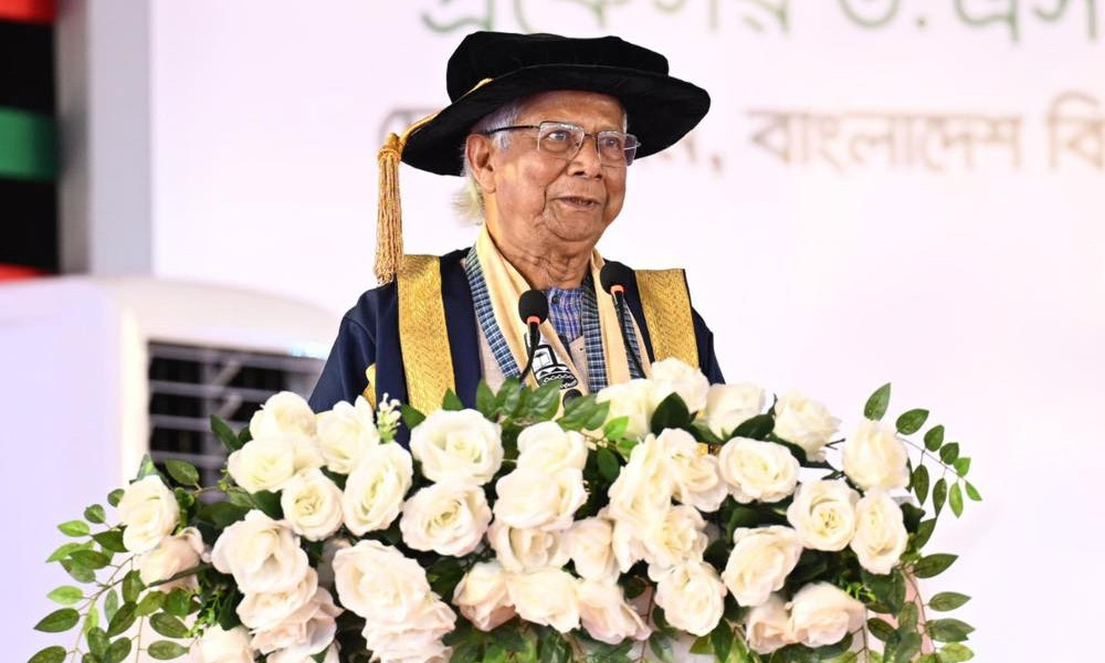 শিক্ষার্থীদের নতুন বিশ্ব গড়তে স্বপ্ন দেখার আহ্বান প্রধান উপদেষ্টার