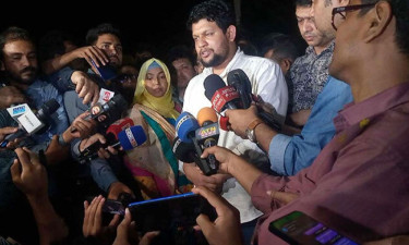 নির্দিষ্ট একজন ব্যক্তির প্রতি যে হিংসা ৮ মাস ধরে রয়েছে, তারা এটা করেছেন : মাহফুজ আলম