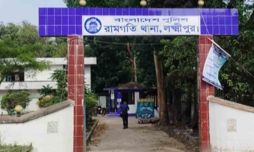 রামগতিতে গলায় লিচুর বিচি আটকে প্রাণ গেল শিশুর