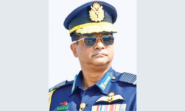 বিমানবাহিনী প্রধান ইতালি সফর শেষে দেশে ফিরেছেন