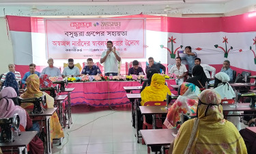 দক্ষিণাঞ্চলের ৩০ অস্বচ্ছল নারীকে বসুন্ধরা শুভসংঘের সেলাই মেশিন উপহার