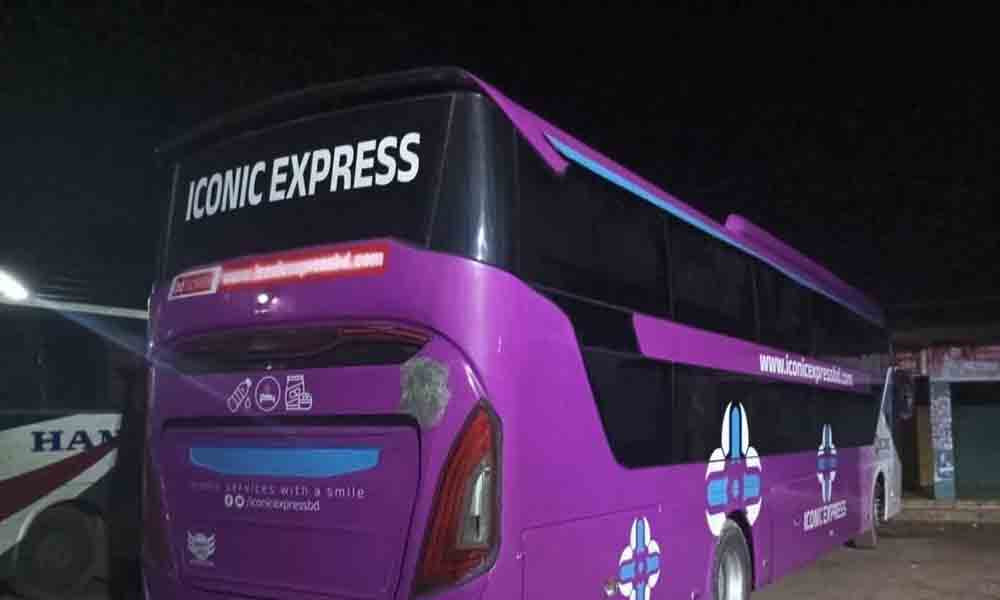 চকরিয়ায় বাসের ধাক্কায় নিহত ২