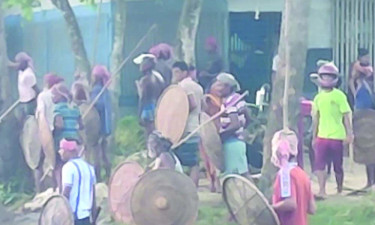 শৈলকুপায় বিএনপির দুই গ্রুপের সংঘর্ষ, নারীসহ আহত ১০