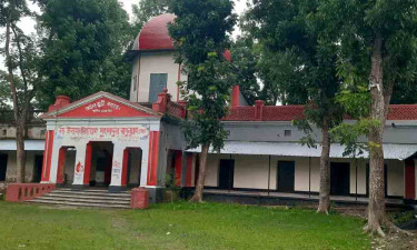 সোনার চাবিতে উদ্বোধন করেন কবিগুরু, ঘুরে আসুন সেই আঠারবাড়ী জমিদারবাড়ি