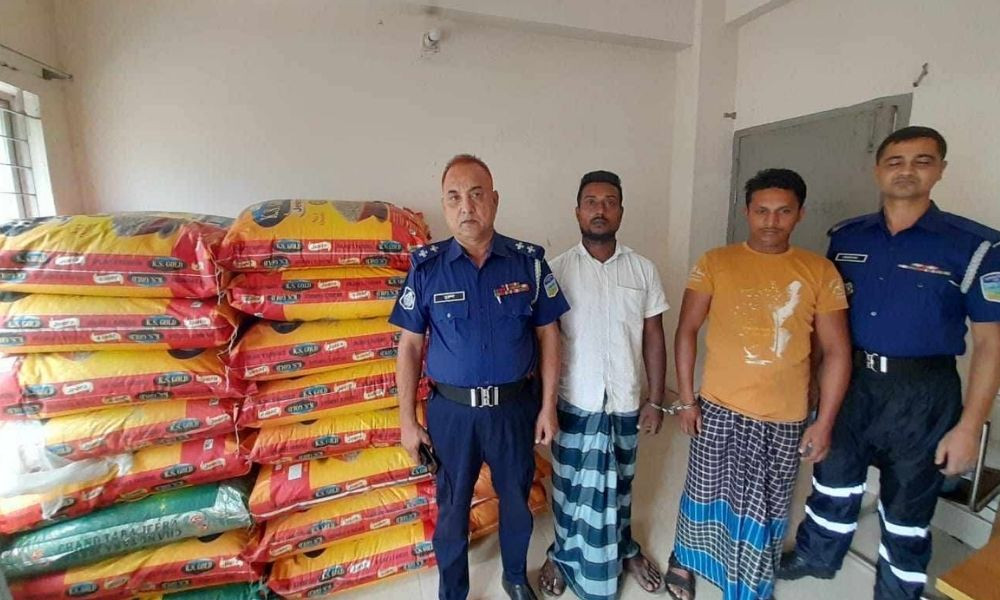 নালিতাবাড়ীতে ৩৮ বস্তা ভারতীয় জিরাসহ ২ চোরাকারবারি আটক