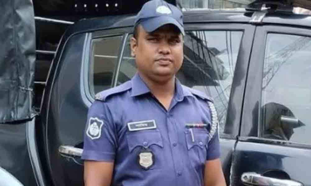 দর্শনায় কনস্টেবলের ঝুলন্ত মরদেহ উদ্ধারের এক মাস পর মামলা