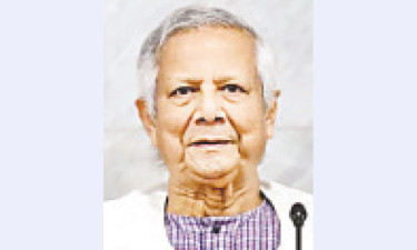 আইন-শৃঙ্খলা নিয়ে উচ্চ পর্যায়ের বৈঠক প্রধান উপদেষ্টার