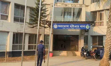 ভালুকায় পৃথক সড়ক দুর্ঘটনায় নিহত ২