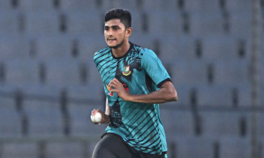পাকিস্তানে খেলতে যাচ্ছেন না নাহিদ রানা