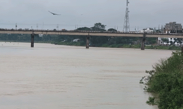 টানা বৃষ্টিপাত ও পাহাড়ি ঢলে সিলেটে বন্যার আশঙ্কা