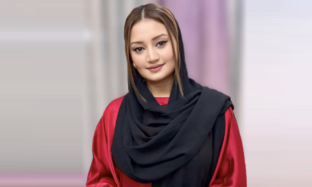 সেই নারী উপস্থাপককে একহাত নিলেন পায়েল
