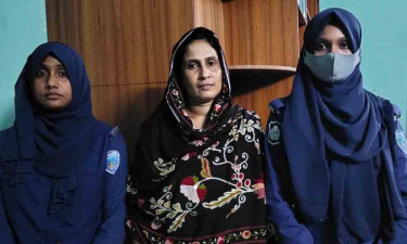 দীঘিনালার সাবেক ইউপি চেয়ারম্যান লাকি ঢাকা থেকে গ্রেপ্তার