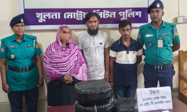 খুলনায় সাড়ে ১২ কেজি গাঁজা উদ্ধার, নারীসহ গ্রেপ্তার ৫