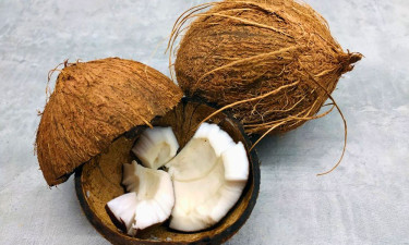 ডায়াবেটিক রোগীরা কি নারকেল খেতে পারেন?