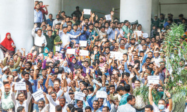 নিবর্তনমূলক ধারা বাতিলে সচিবরা একমত