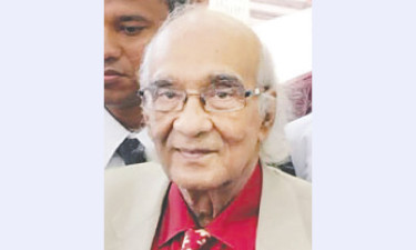 খালাস পেলেন সাংবাদিক শফিক রেহমান