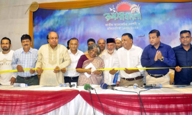 দেশের ভালো কাজে হোক আমাদের রাজনীতি : শারমিন মুরশিদ