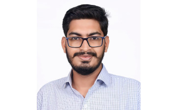 নগদে গিয়েছি মাত্র দুই বার, স্ত্রী চাকরি পেয়েছেন স্বীয় মেধায় : আতিক মোর্শেদ