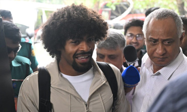 সিঙ্গাপুরের বিপক্ষে খেলতে ঢাকায় হামজা চৌধুরী