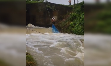 নতুন পানিতে মাছ ধরে খুশি শৌখিন শিকারিরা