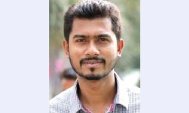 শেখ হাসিনার মতো কয়েকজন উপদেষ্টা ব্যাংক লুট করছেন