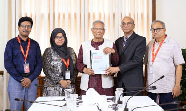 প্রধান উপদেষ্টার কাছে দ্বিতীয় ইন্টেরিম প্রতিবেদন জমা দিয়েছে গুম তদন্ত কমিশন