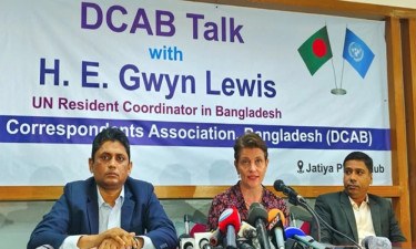 দুই দেশের সরকার সম্মত হলেই মানবিক করিডোর সম্ভব : গোয়েন লুইস