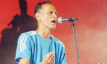 প্রয়াণের ১৪ বছর, সুরের মাঝেই বেঁচে আছেন আজম খান