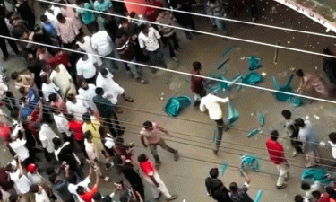 ‘তাণ্ডব’ চলাকালে কারিগরি ত্রুটি, ছায়াবাণী হল ভাঙচুর