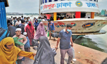 স্বস্তিতে রাজধানীতে ফিরছে মানুষ