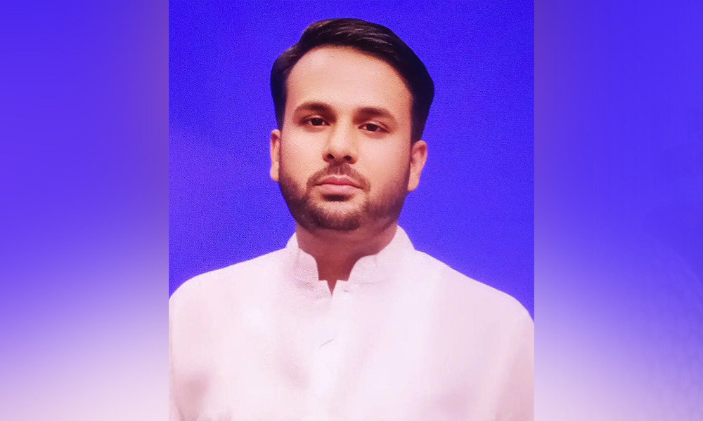 এসআইয়ের বিরুদ্ধে মামলার ভয় দেখিয়ে টাকা আদায়ের অভিযোগ