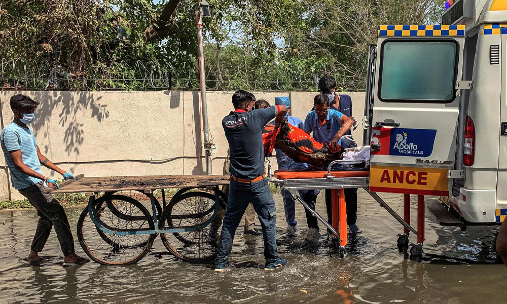 আহমেদাবাদে এ পর্যন্ত ২০৪ বিমান আরোহীর মরদেহ উদ্ধার