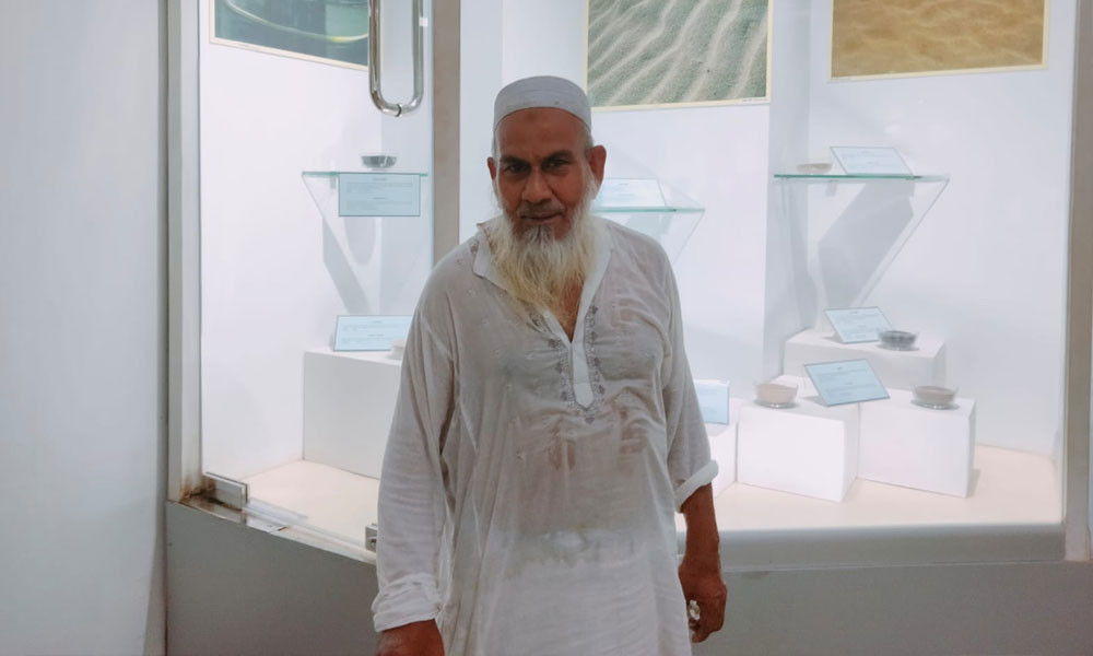 ভাতিজার বিয়েতে যাচ্ছিলেন দম্পতি, ট্রলির ধাক্কায় প্রাণ গেল দুজনের