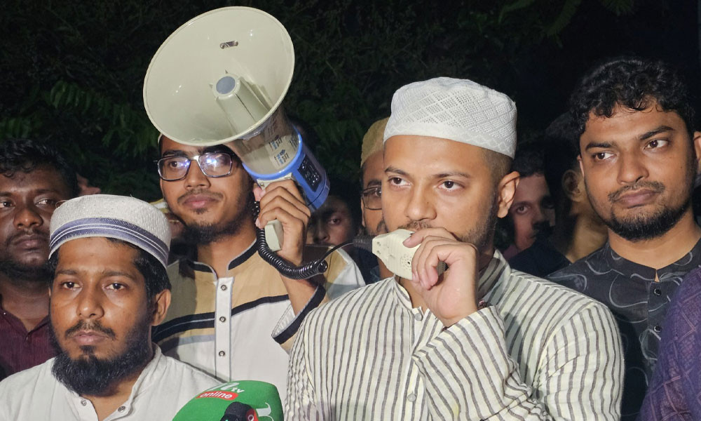 হাসিনা বক্তব্য দিলে এখনো সবাই এক কাতারে দাঁড়িয়ে যায় : শিবির সভাপতি